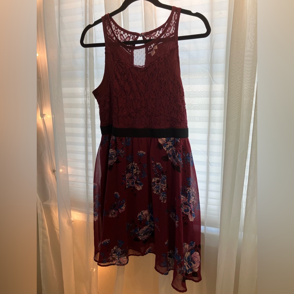 Xhilaration Burgundy Floral Lace Mini Dress with Elastic Waistband Zippered Back